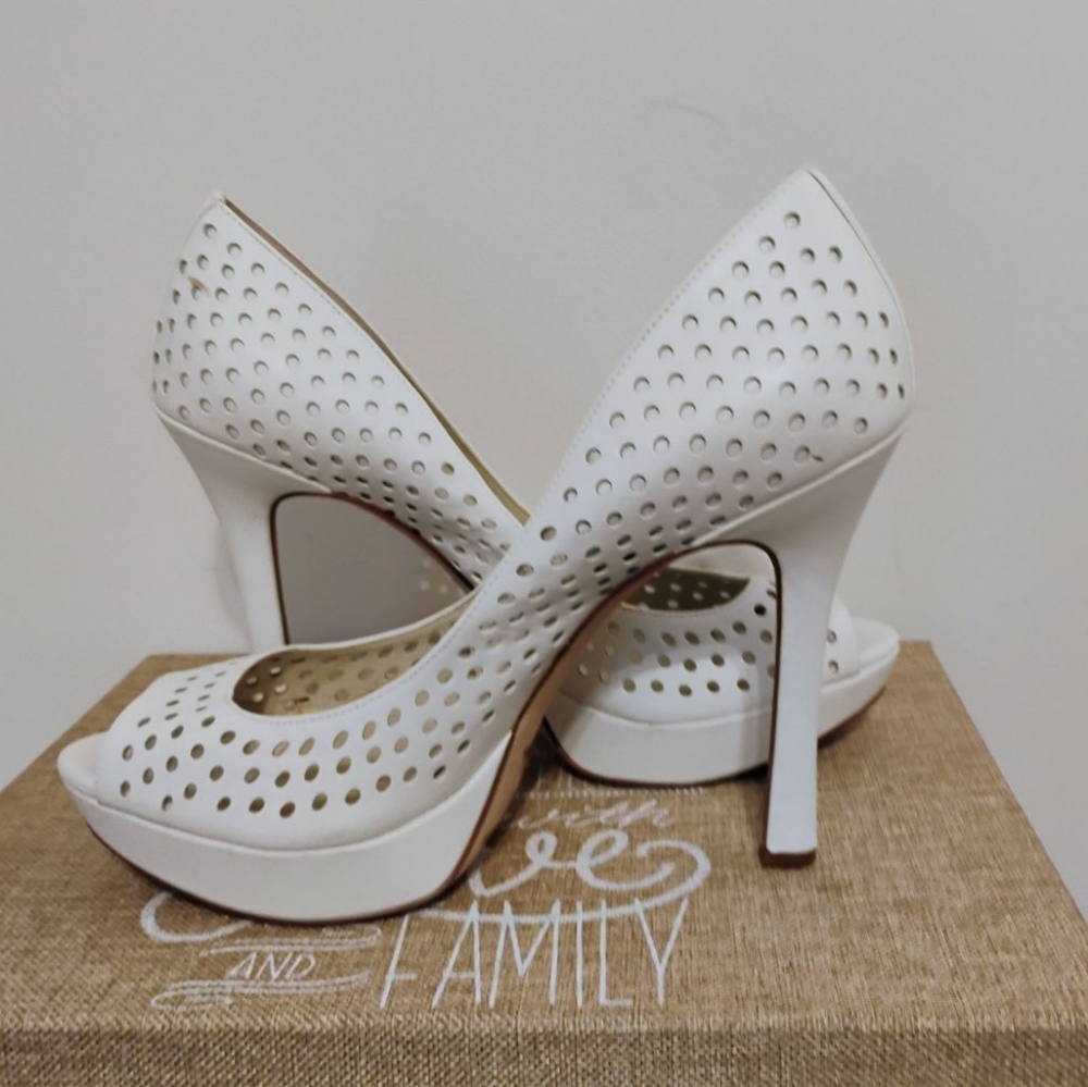 BCBGneration Peeptoe Heels Sherrie  Sz-11M/41 White